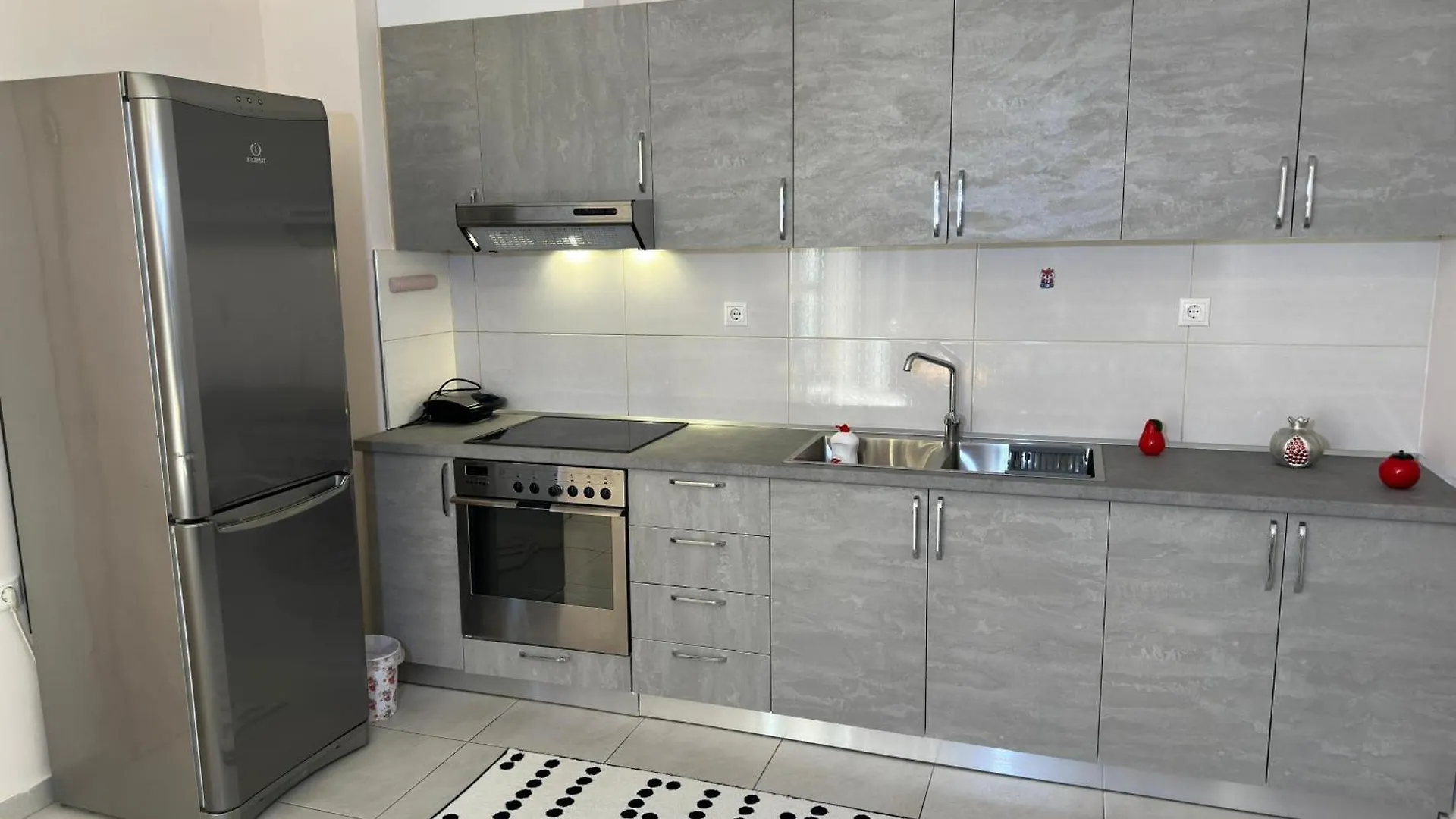 Marinela Apartment 2 Tirana 0*,